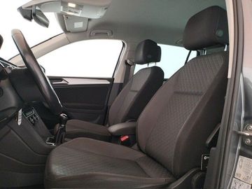 Volkswagen Tiguan - 9