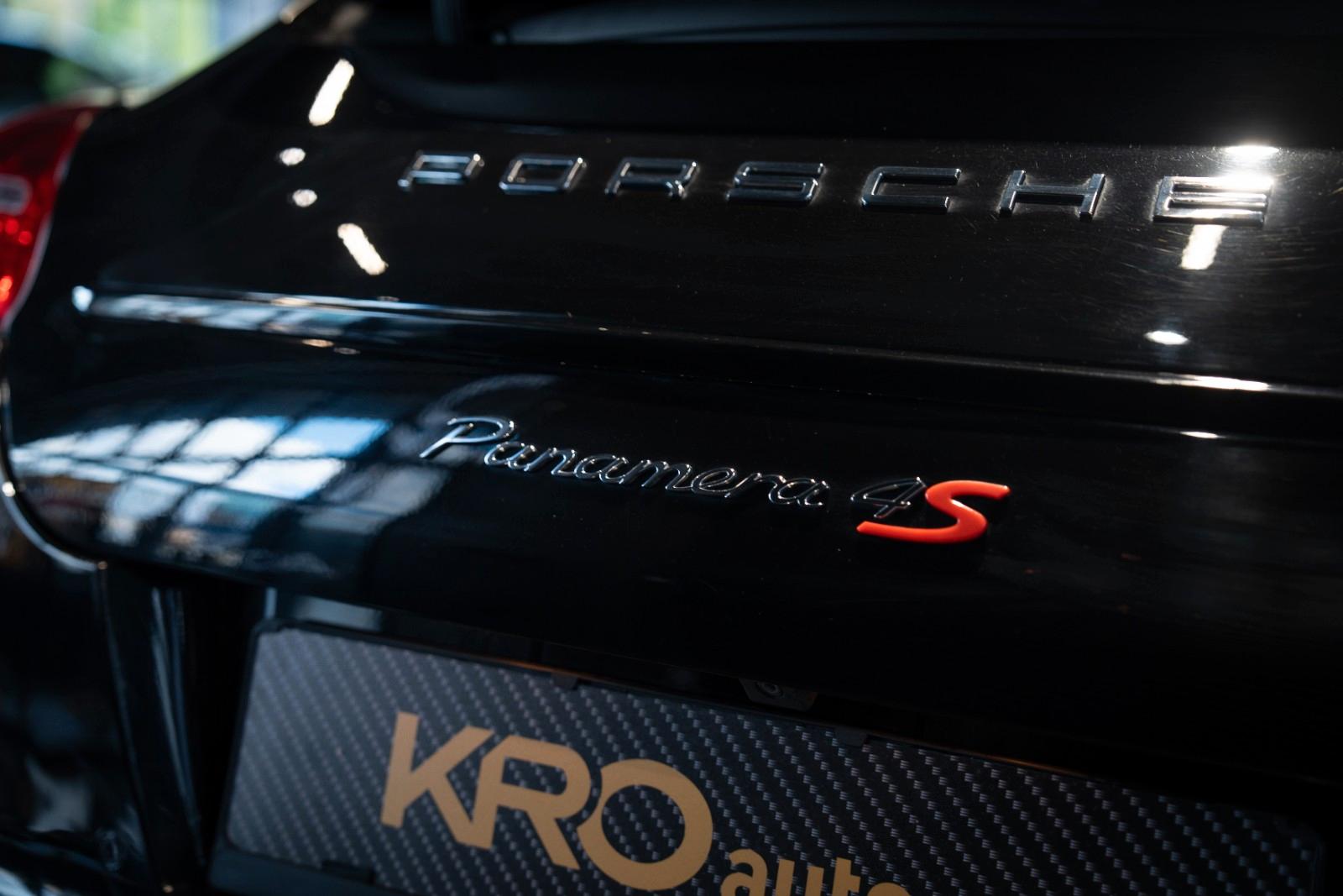 Porsche Panamera 4S 4.8 V8 | 400 ch | BVA | Cuir électrique à mémoire | Sièges chauffants avant/arrière | Toit ouvrant | Caméra de recul | Bi-xénon