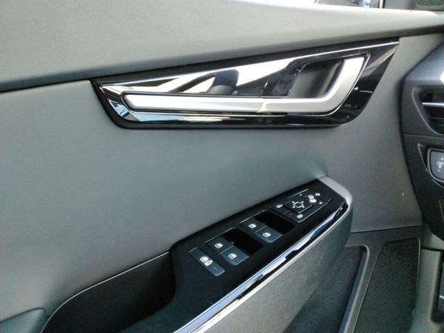 EV6 +77,4 KWh+NAVI+TEMPOMAT+KAMERA+FULL LINK+HUD