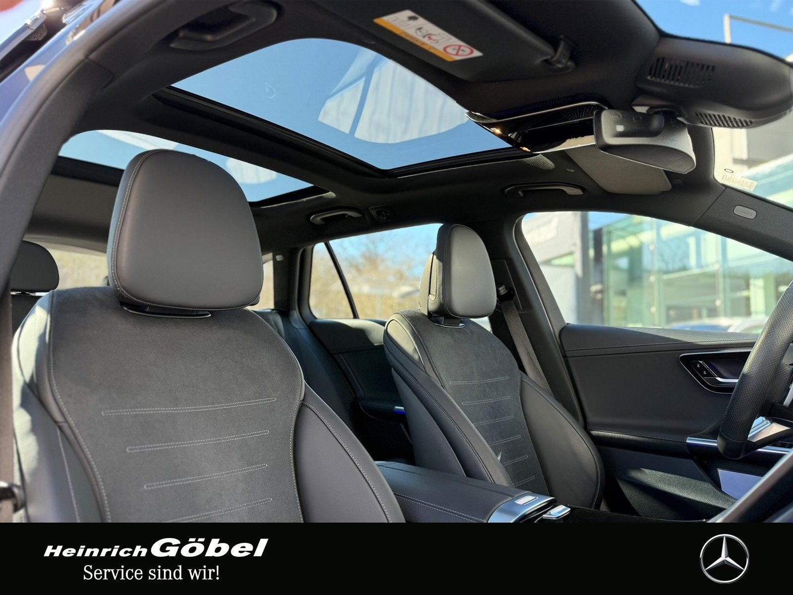 Fahrzeugabbildung Mercedes-Benz C 300 d T AMG*AHK*PANO*MEMORY*AMBIENTE*LED*
