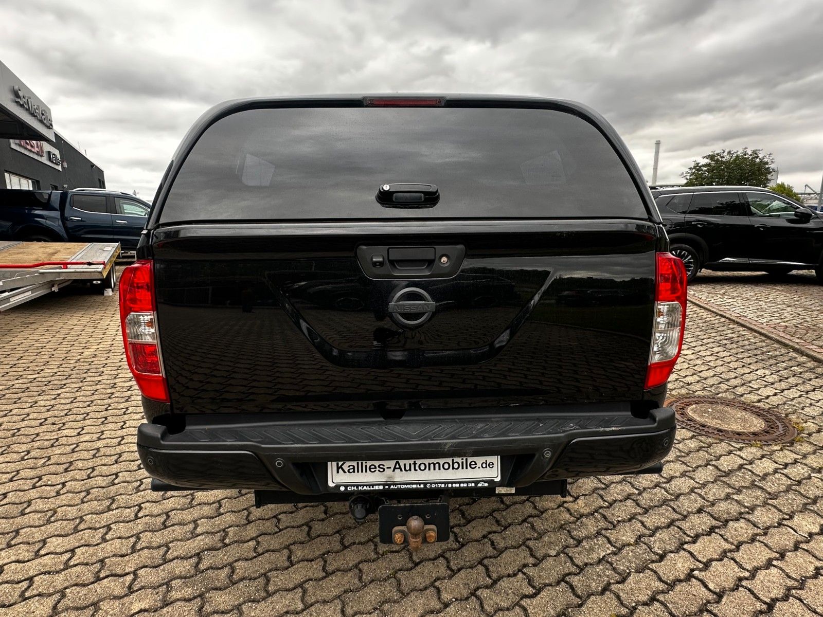 Fahrzeugabbildung Nissan Nissan Navara 2.3 dCi 190PS AT DC N-Guard