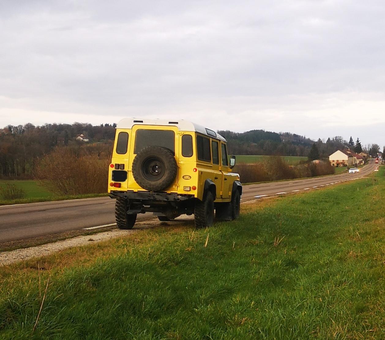 Land Rover Defender