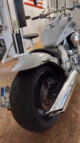 Suzuki M1800R - SUZUKI M1800R