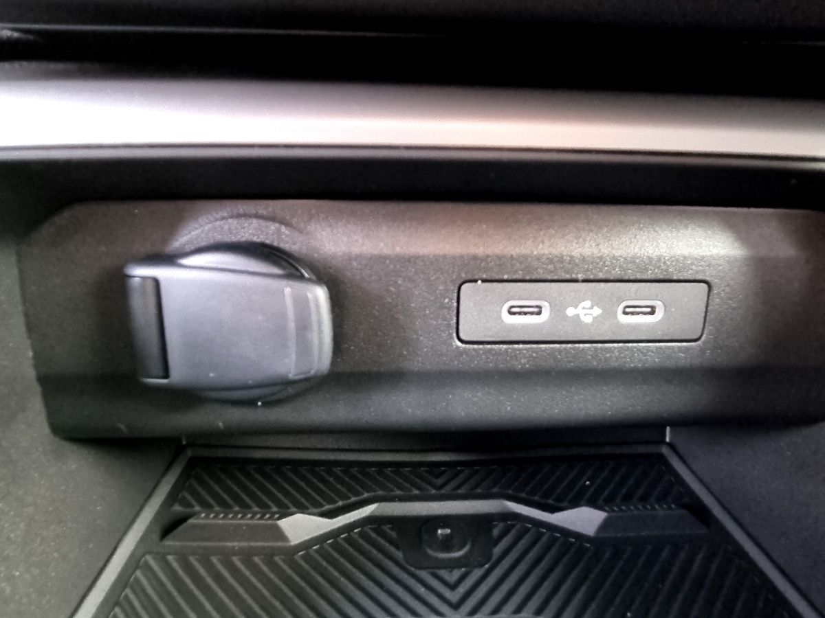 Fahrzeugabbildung Dacia Bigster Journey HYBRID 155