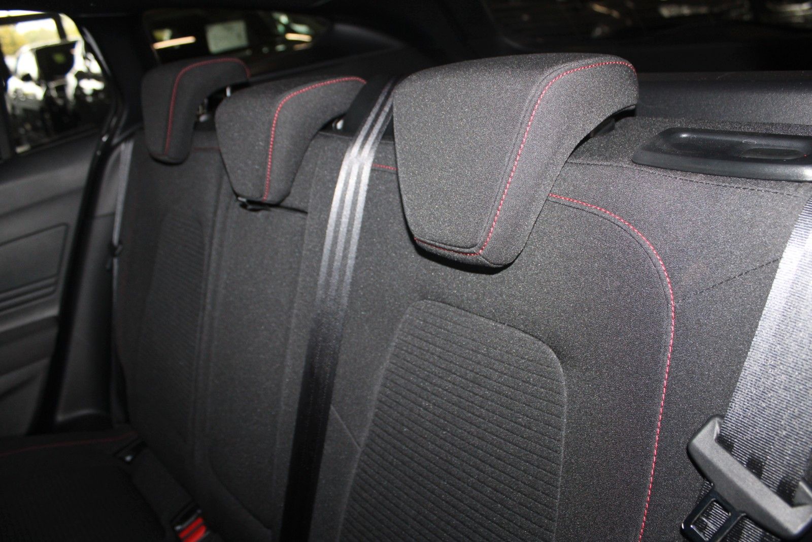 Fahrzeugabbildung Ford Focus ST-Line X Aut. LED ACC HUD WinterP el.Heck