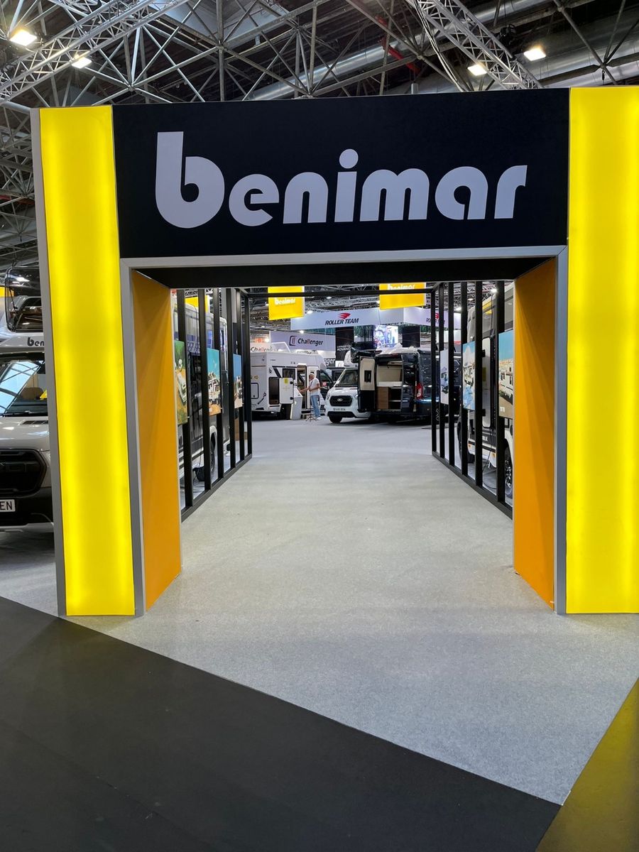 Fahrzeugabbildung Benimar S 325 UP ++Md.27 neu 165 PS**