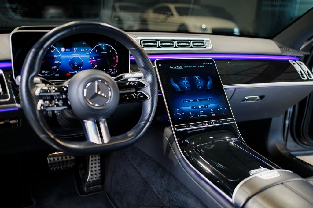 Mercedes-Benz S 400