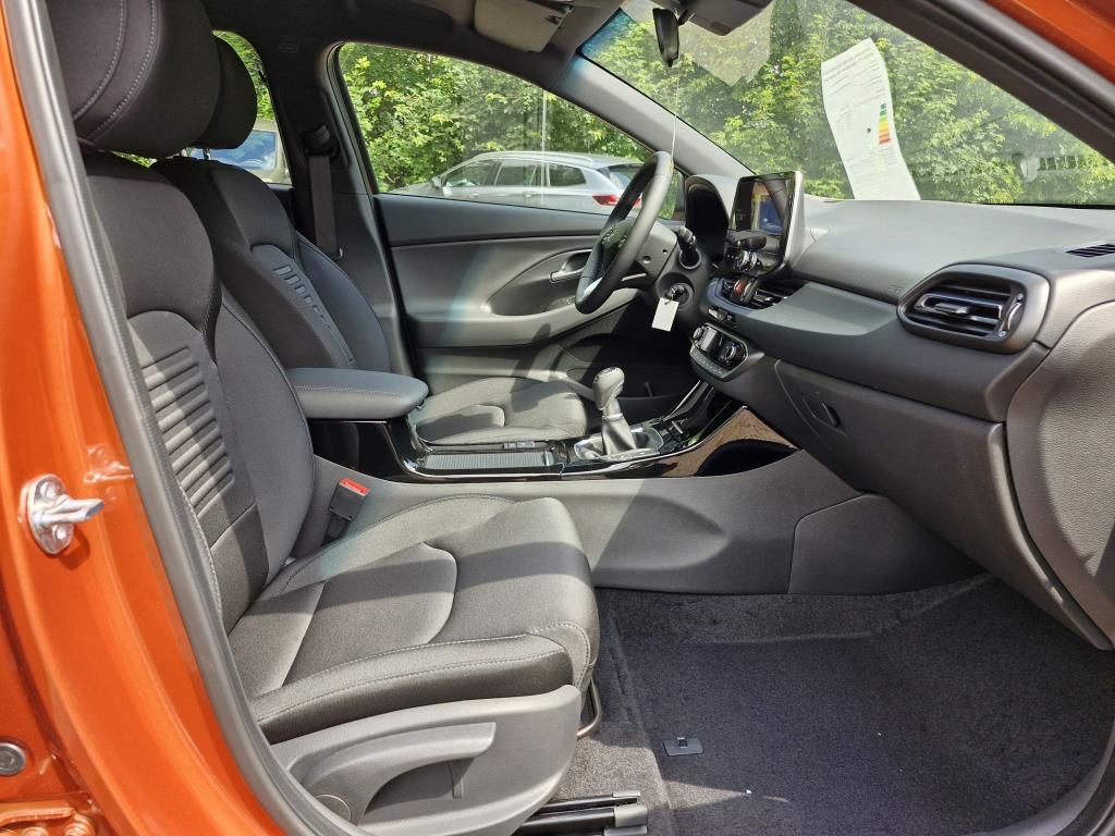 Autohaus Zimpel & Franke - Hyundai i30 Advantage 1.0 T-GDI Navi+Kamera+SHZ+LED - Bild 10 Autohaus Zimpel & Franke - Hyundai i30 Advantage 1.0 T-GDI Navi+Kamera+SHZ+LED - Bild 10