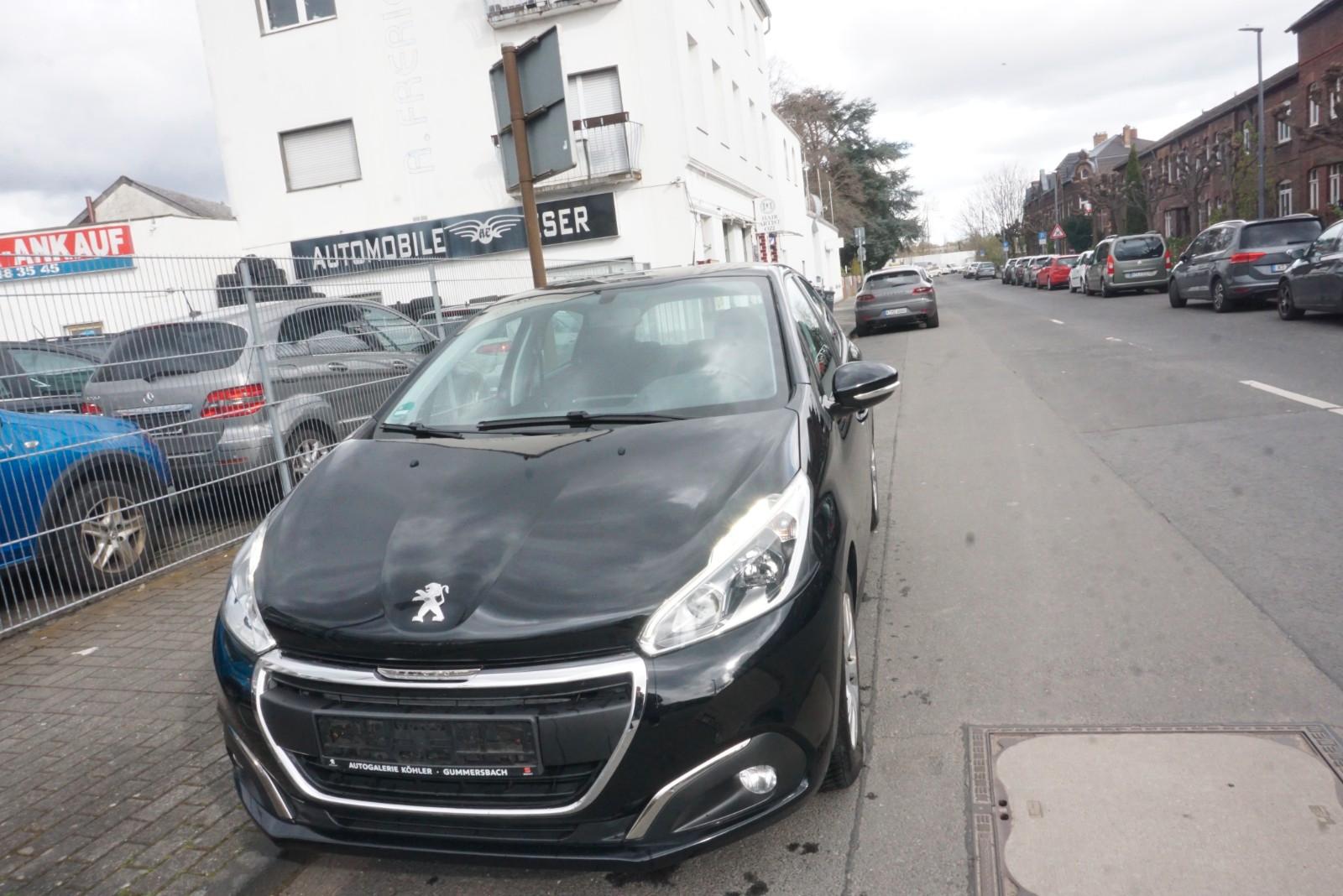 Peugeot 208 Active*NUR 64TKM*SCHECKHEFTGEPFLEGT**