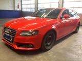 Audi A4 1.8 TFFSI Avant +S-LINE+BI-XENON+PANO+LEDER+ - Audi A4 aus 2009: Line