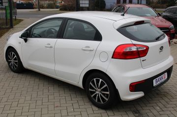 Kia Rio Attract