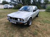 BMW E30 316i - BMW 316: 316i E30