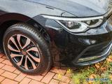 Volkswagen Golf 8 2.0 TDI Active ACC AHK Navi RüKa Sitzh. - Volkswagen Golf: R TDI
