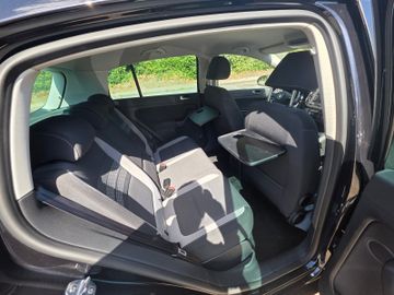 Volkswagen Golf - 12