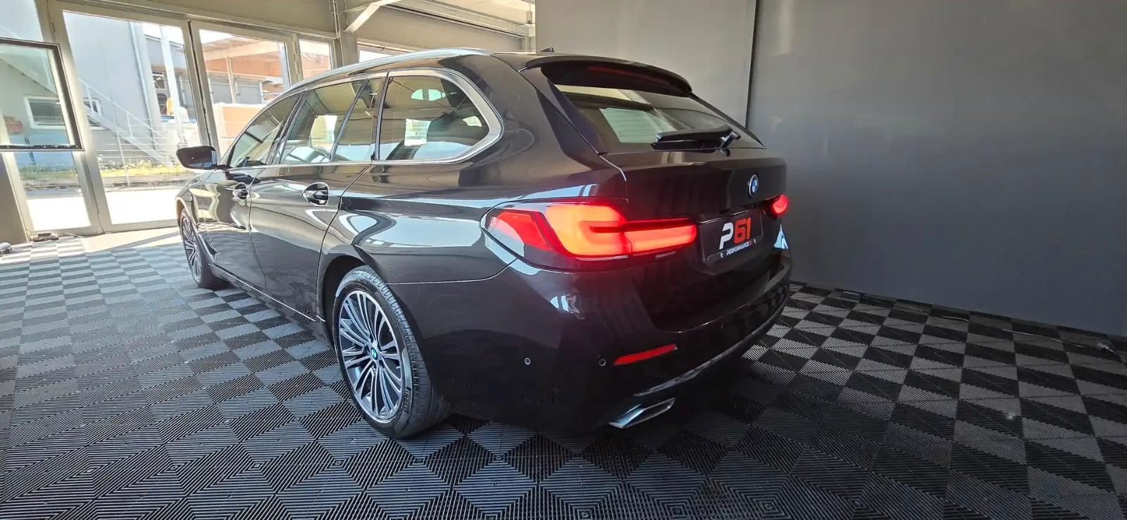 BMW 530 d xDrive Luxury Line/Garantie 05.28/Pano/AHK