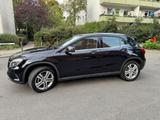 Mercedes-Benz GLA 180 SCORE! Black/Black - Mercedes-Benz GLA-Klasse von privat