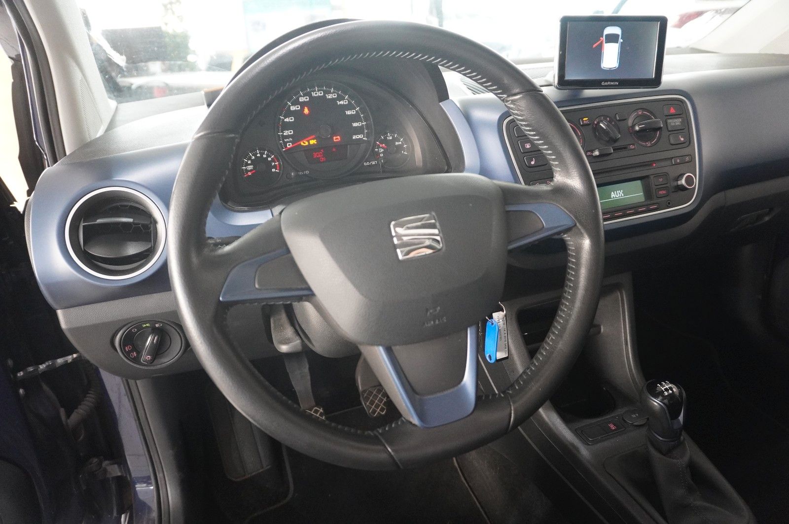 Fahrzeugabbildung SEAT Mii 1.0 CONNECT 5-TÜR NAVI/SPORT/SHZ/PANO./PDC