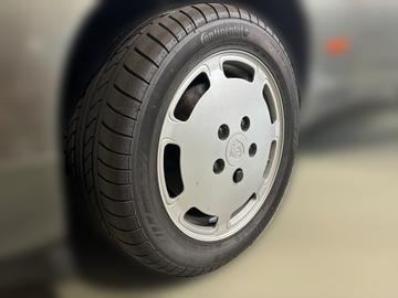 1988 Porsche 928 照片 6