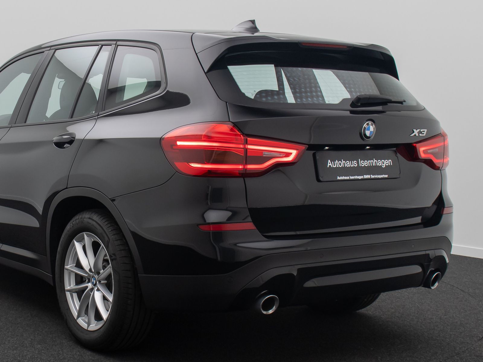 Fahrzeugabbildung BMW X3 xD20d PDC CockpiPlus Sportsitz LED 18Zoll
