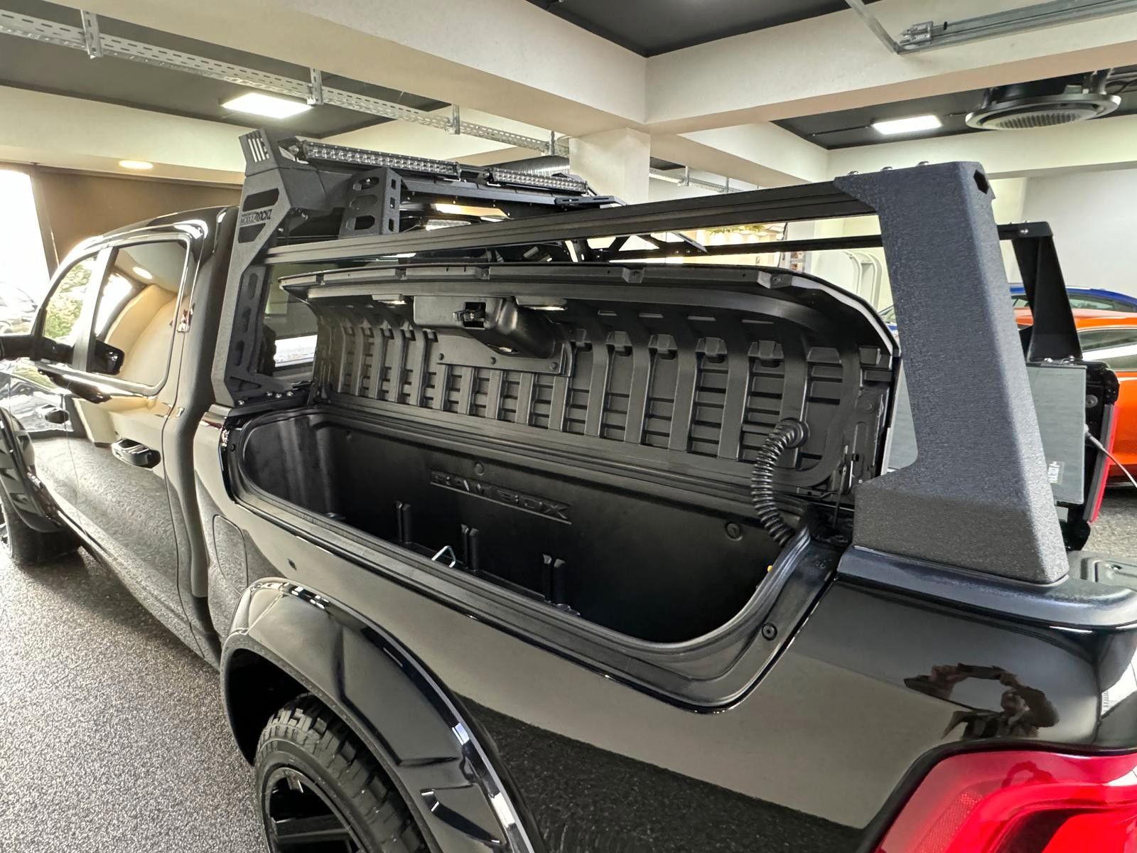 Fahrzeugabbildung Dodge RAM LIMITED HURRICANE 540 PS-LA CHANTI SPECIAL