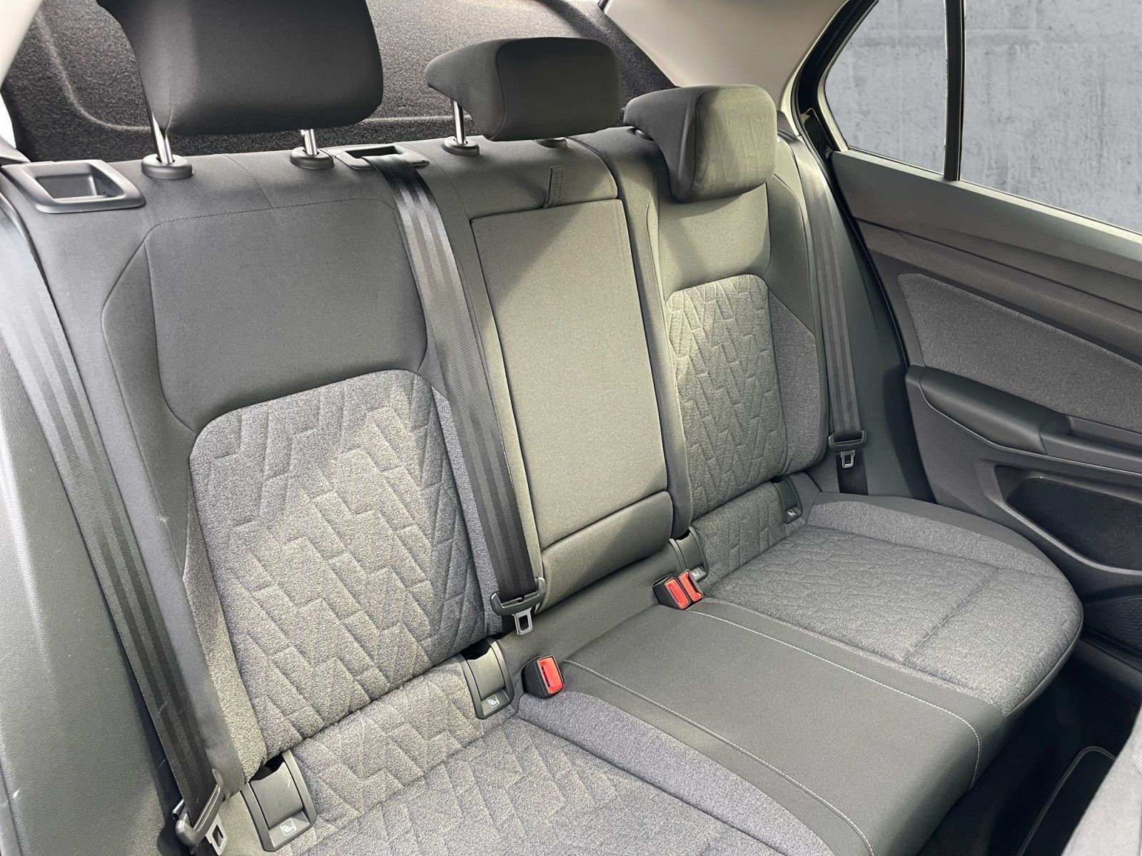 Volkswagen Golf - Bild 14