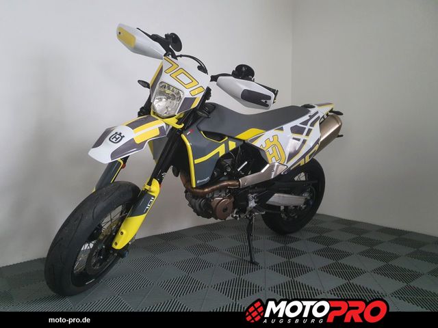 Husqvarna 701 SM Supermoto