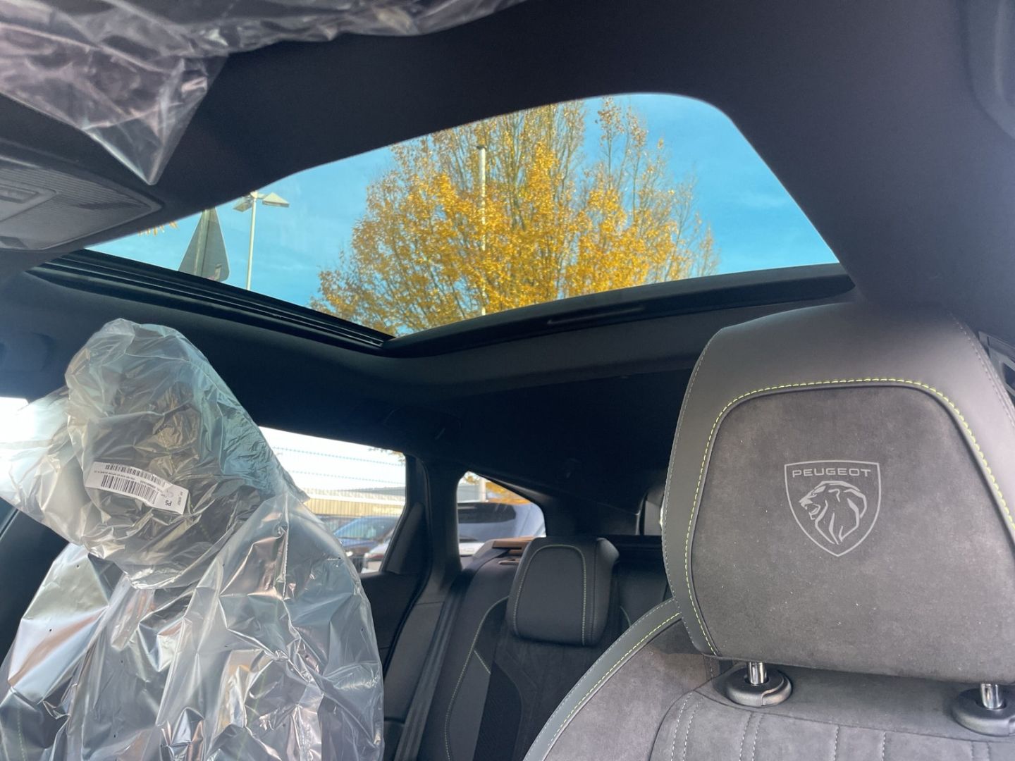 Peugeot 308 - Bild 17