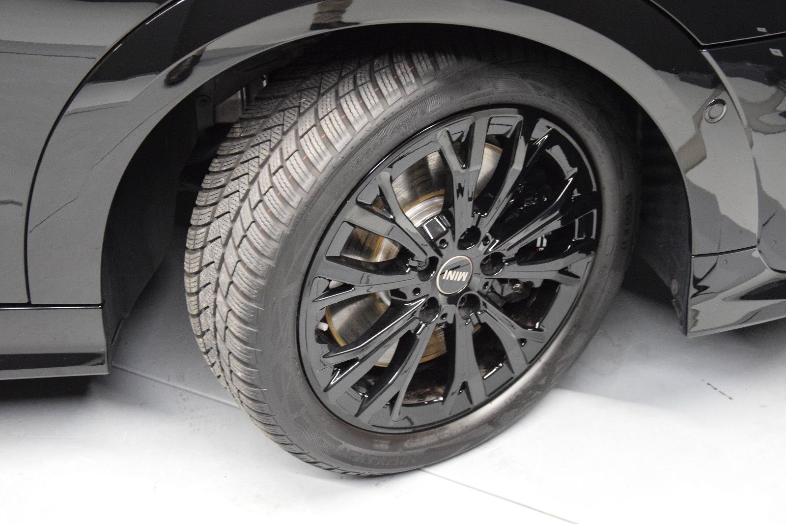 Fahrzeugabbildung MINI Cooper C John Cooper Works Trim HuD Pano Leder