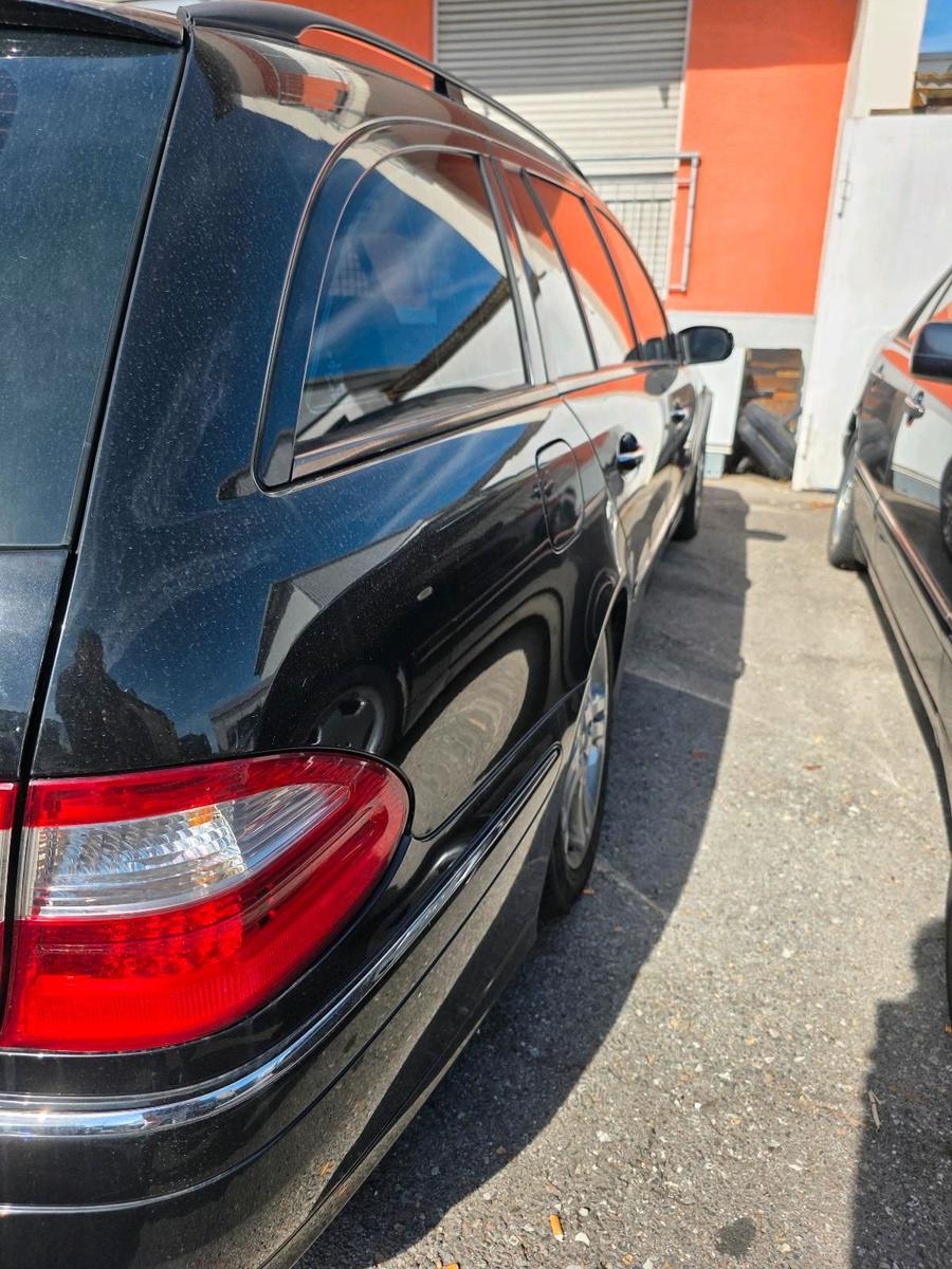 Mercedes-Benz E500 2004 — двигун 306 HP (225kW)