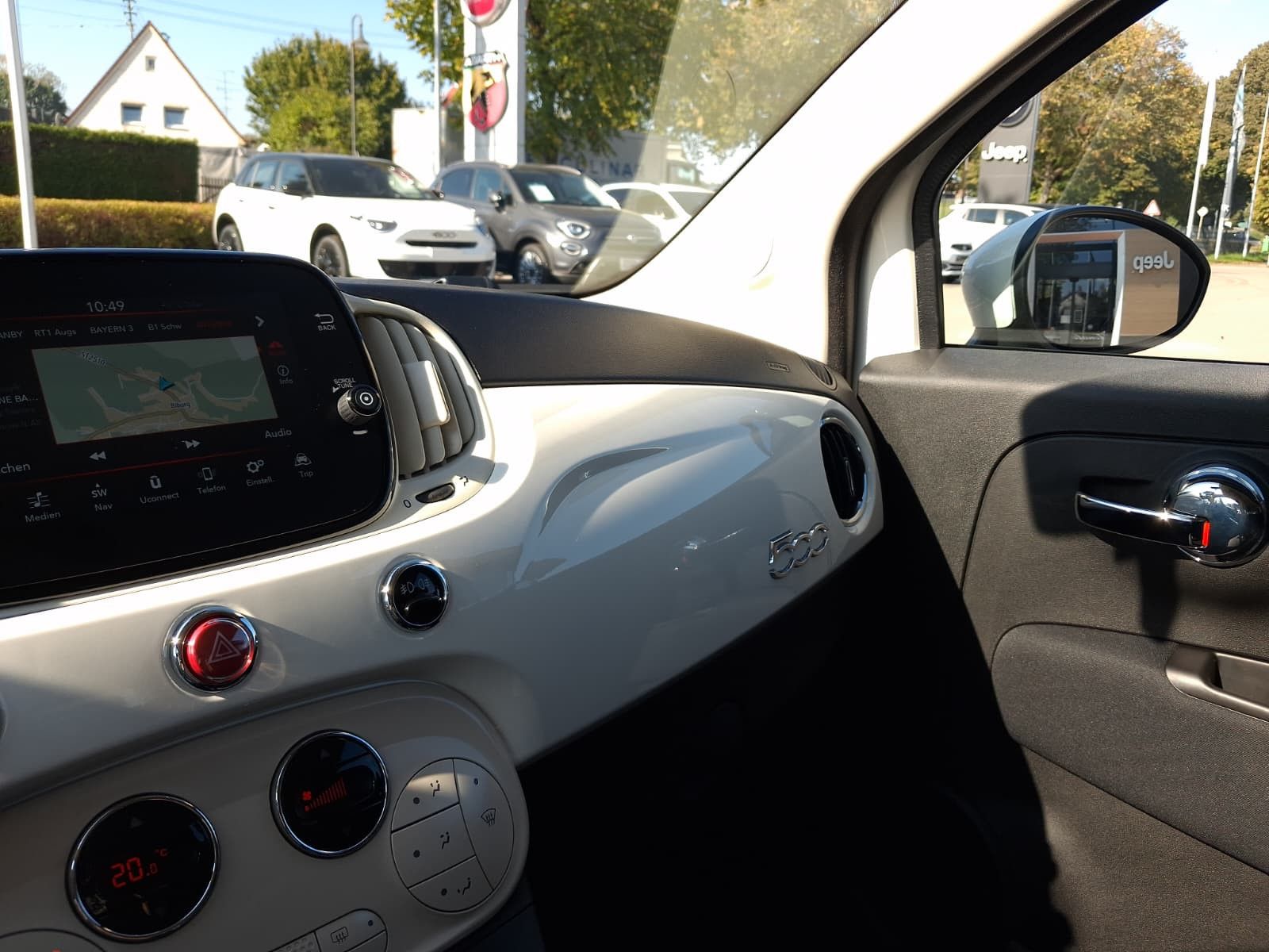 Fahrzeugabbildung Fiat 500C Dolce vita Cabrio Hybrid