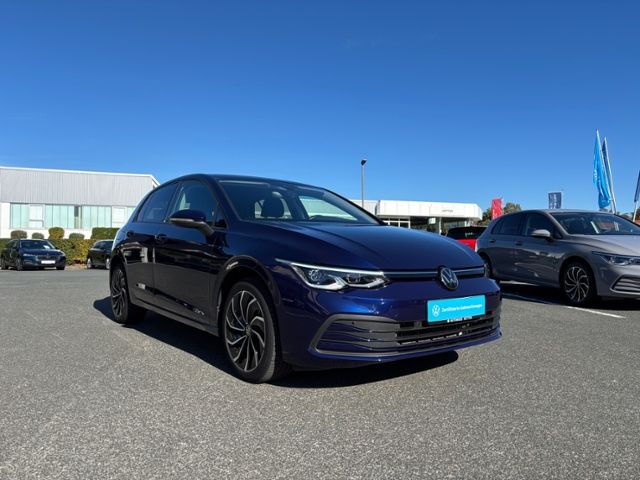 Fahrzeugabbildung Volkswagen Golf Life 2,0 TDI DSG Klima LED Navi Alu