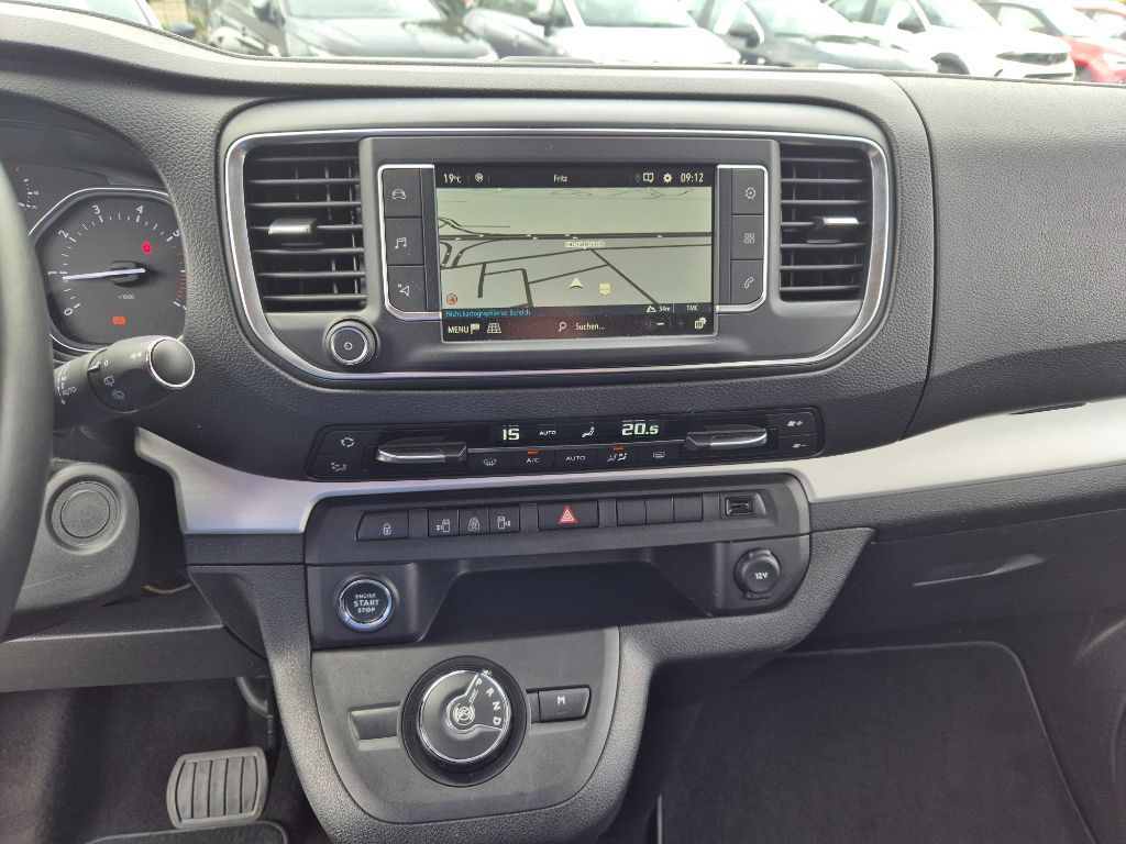Fahrzeugabbildung Opel Zafira Life Tourer L 2.0D Aut.+Leder+Standh+Kame