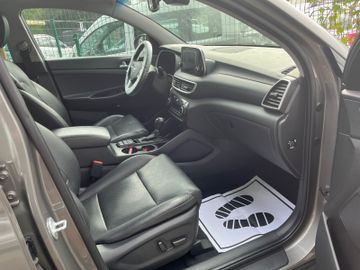 Hyundai TUCSON - 8