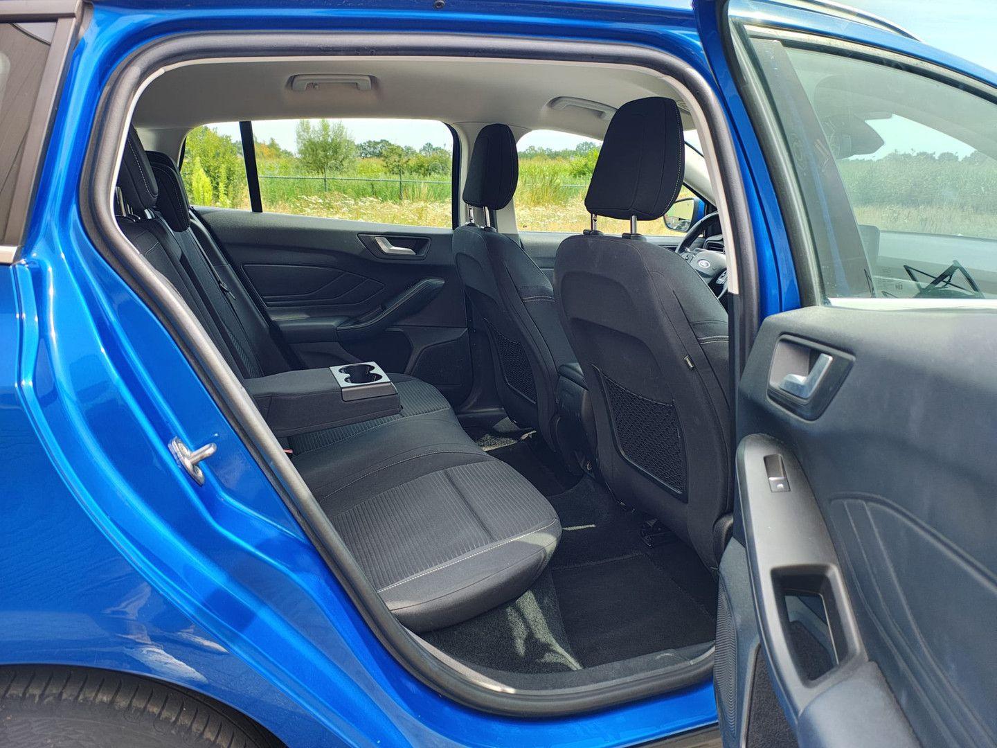 Ford Focus Wagon 1.5T 150PK Stoel+Stuur+Voorruitverwa