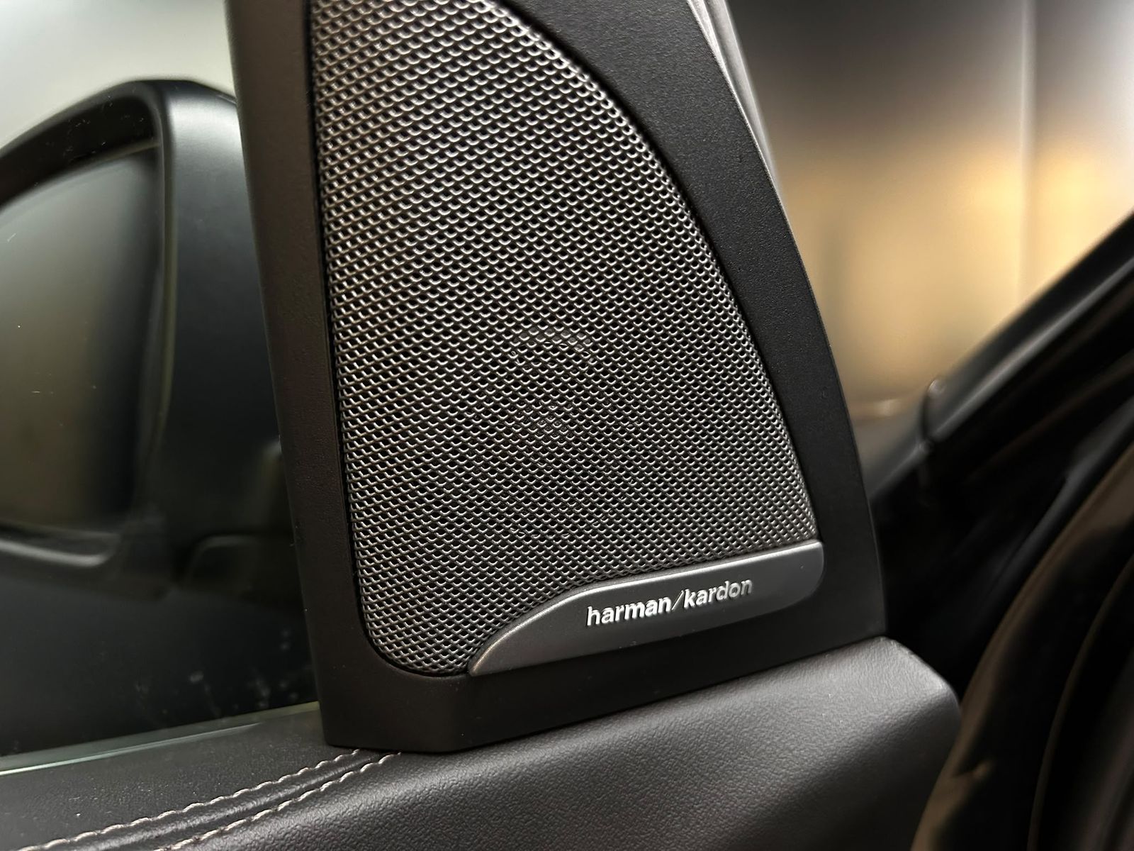 Fahrzeugabbildung BMW X5 50 e xDr PANO+MEMO+LUFT+LED+HEAD+H&K+AHK+360+