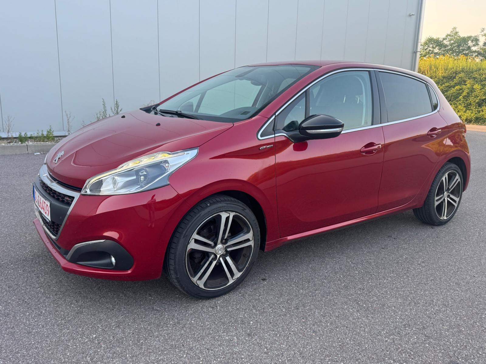 Peugeot 208 Allure*NAVI*GT-LINE*ZAHNRIEMEN NEU
