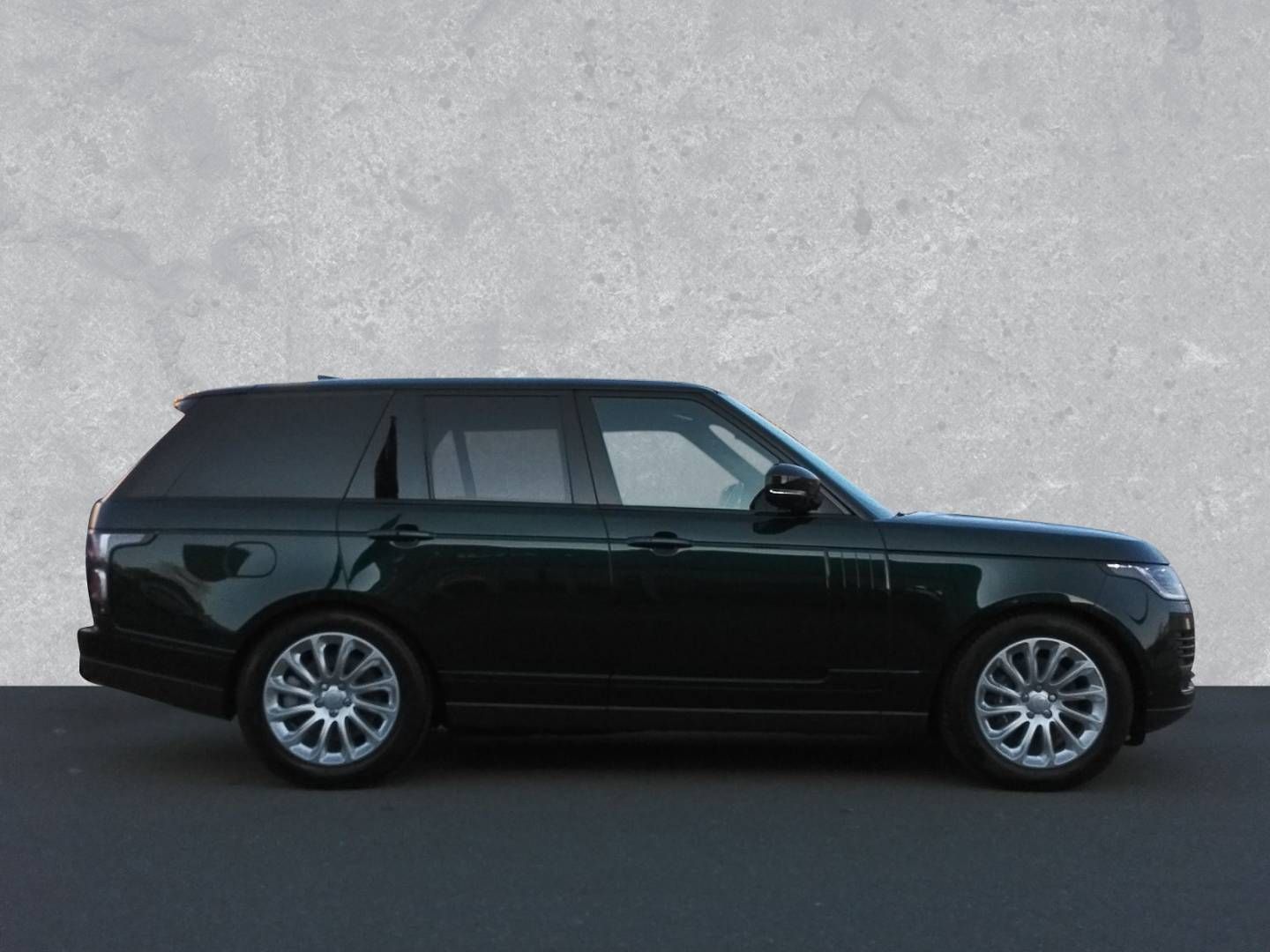 Fahrzeugabbildung Land Rover Range Rover P400 Vogue