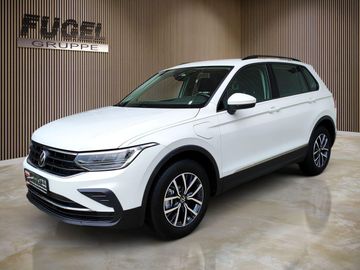 Volkswagen Tiguan - 2