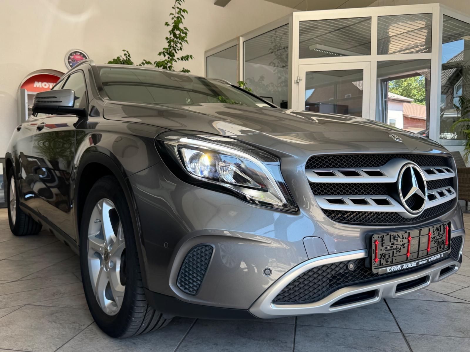 Mercedes-Benz GLA 200