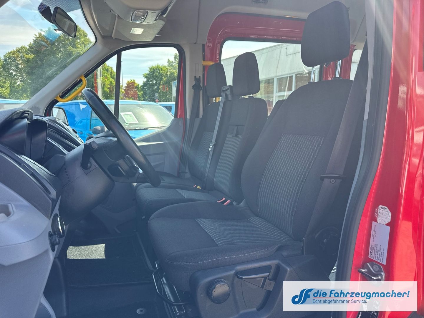 Fahrzeugabbildung Ford Transit Kombi 350 L3 Trend 2.0 TDCi DPF *4064 EX