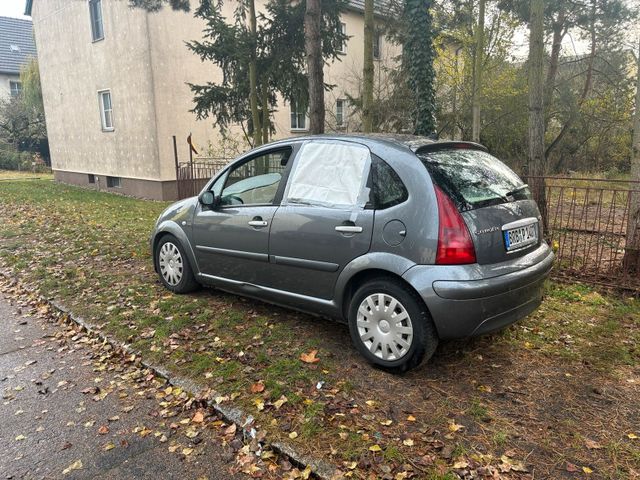 Citroën Citroen C3 1.4 Benzin 122tkm