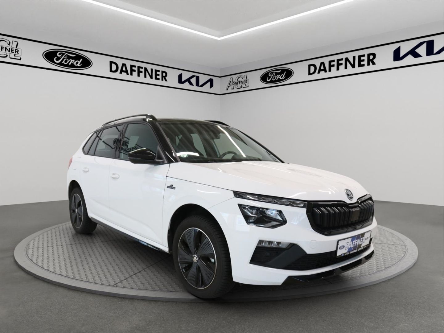 Fahrzeugabbildung SKODA Kamiq Monte Carlo Automatik Panoramadach