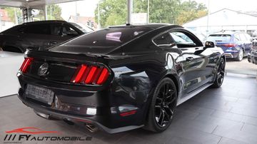 Ford Mustang - 6