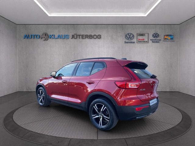 XC 40 B4 AWD Plus Dark (EURO 6d) LED+Keyless