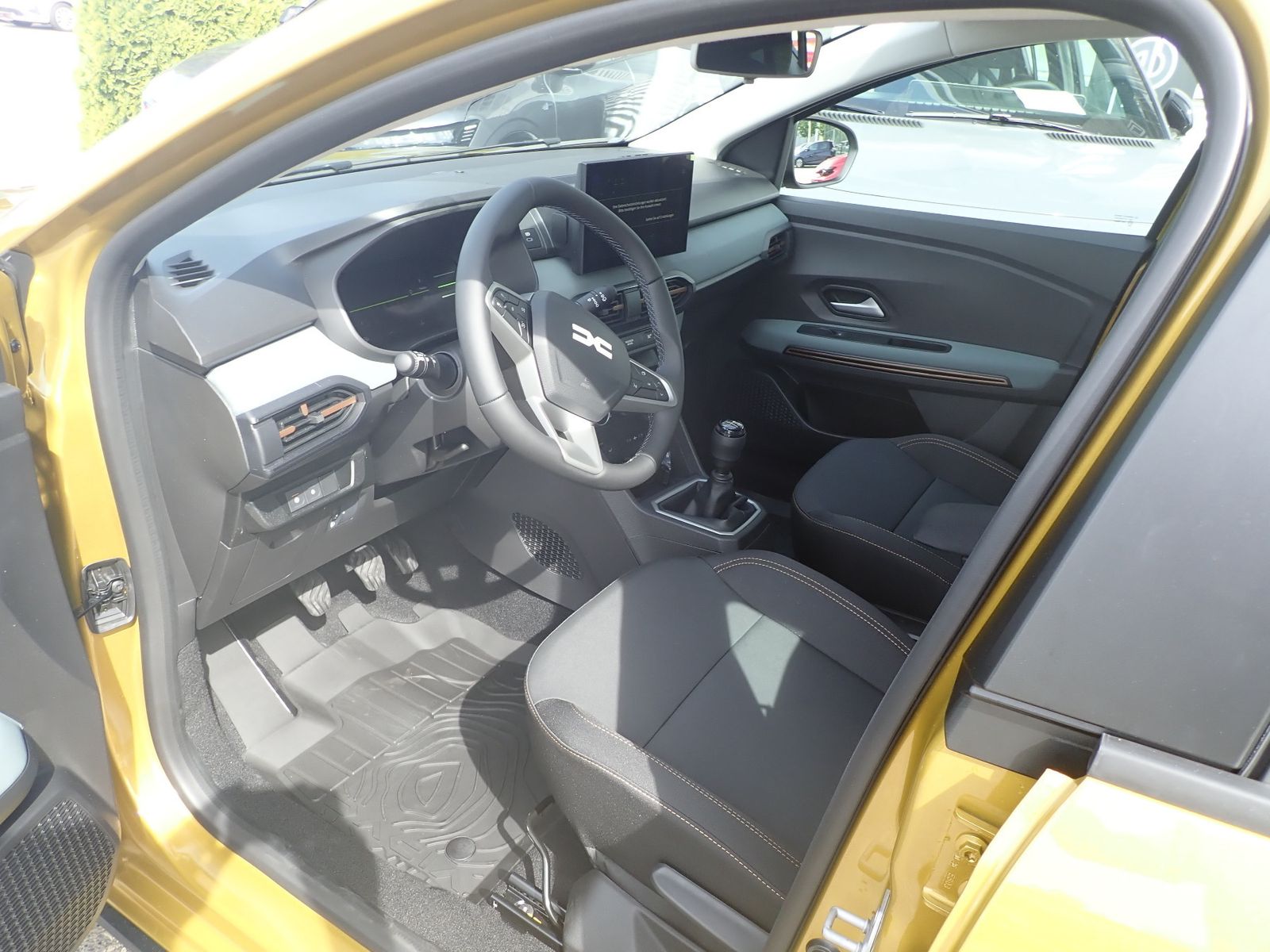 Fahrzeugabbildung Dacia Sandero Stepway Extreme TCe 110