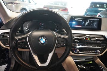 BMW 520 - 12