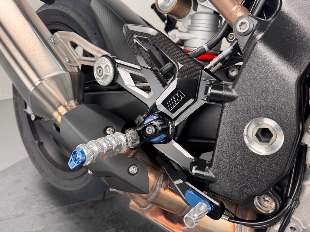 Fahrzeugabbildung BMW S1000 R *TOP-ZUSTAND *SCHMIEDERÄDER