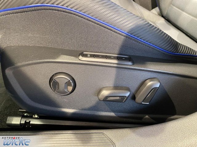 Golf VIII 2.0 TSI DSG 4Motion R Performance NAVI