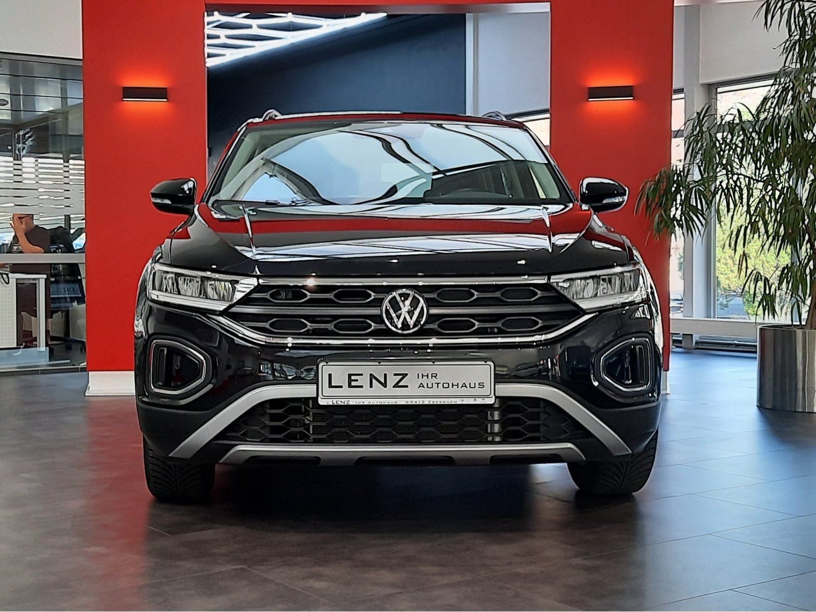 Fahrzeugabbildung Volkswagen T-Roc TSI *Standhzg*AHK*Navi*LED*PDC*ACC*APP*