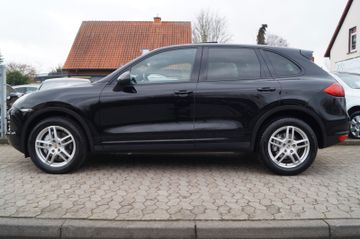Porsche Cayenne - 4